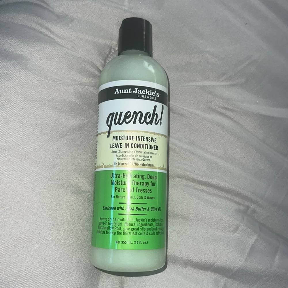 Aunt Jackie’s curls & coils leave in conditioner